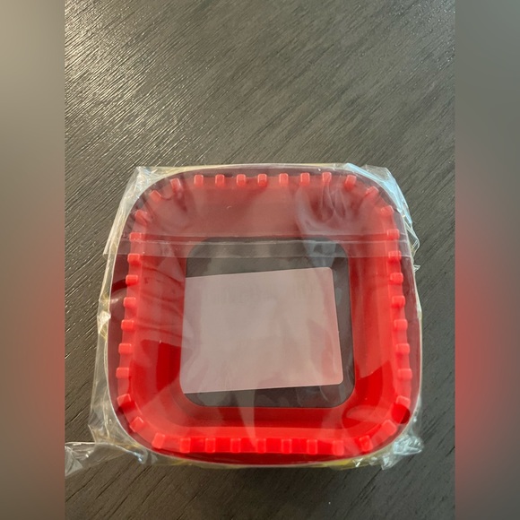 Sandwich cutter/sealer and Mini spatula - Picture 2 of 3